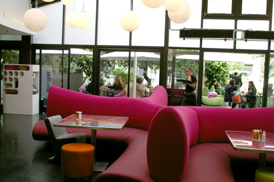 Delicabar seating